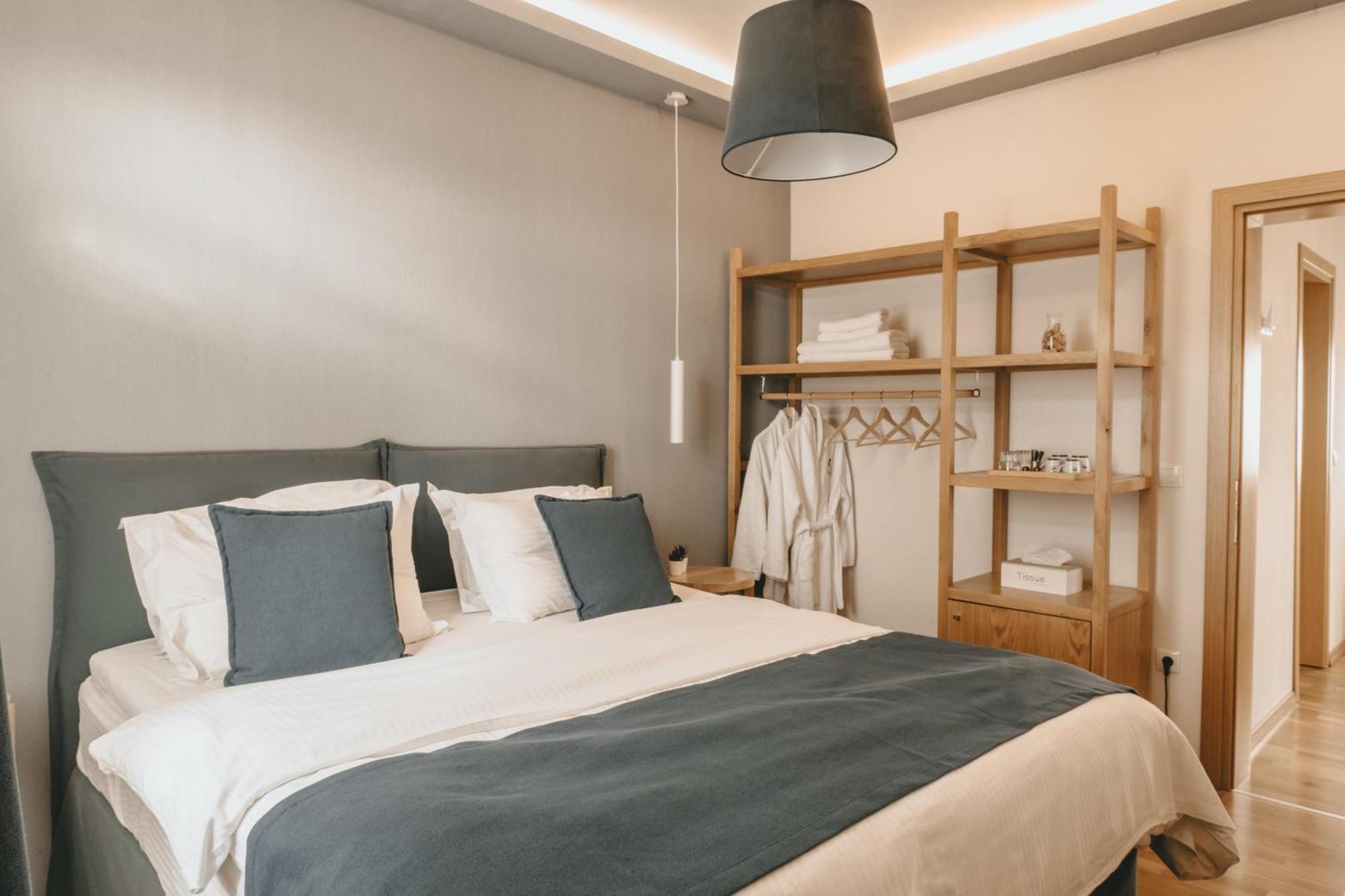 Giardino High Living Suites Drama Bagian luar foto